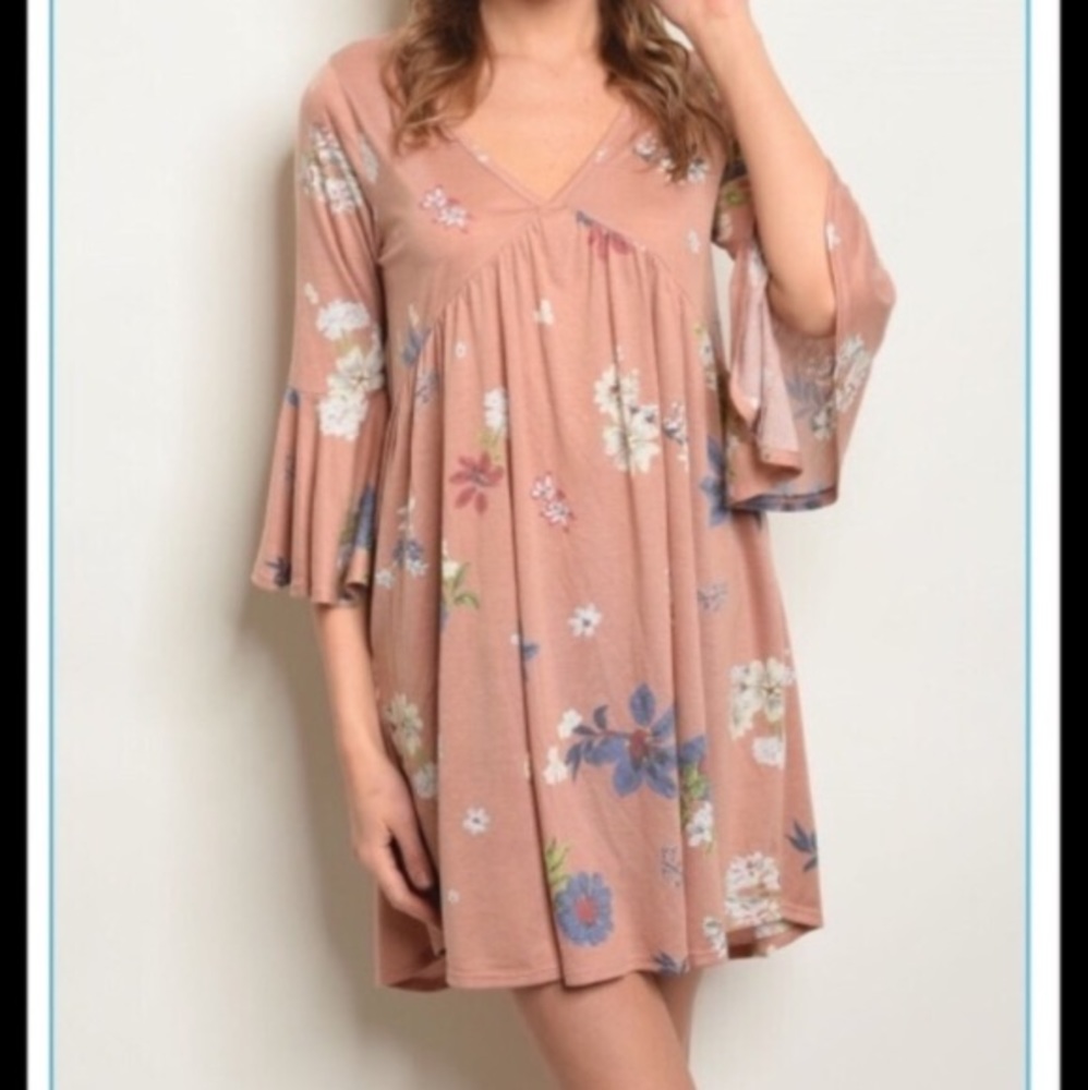 NWT! Blush Pink & Floral Print Bell Sleeve Dress - Picture 5 of 7